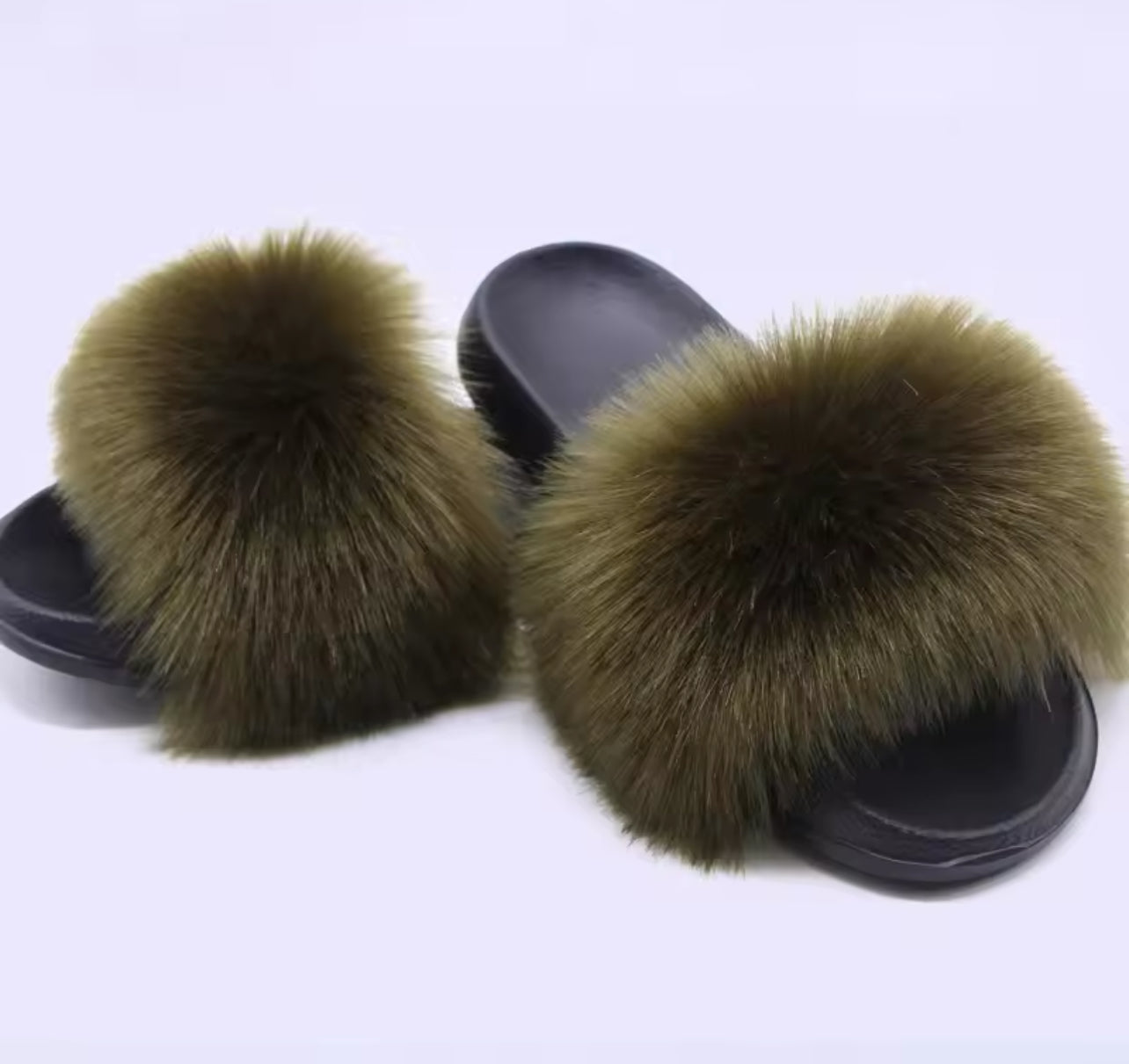 FAUX FUR SLIDERS☀️