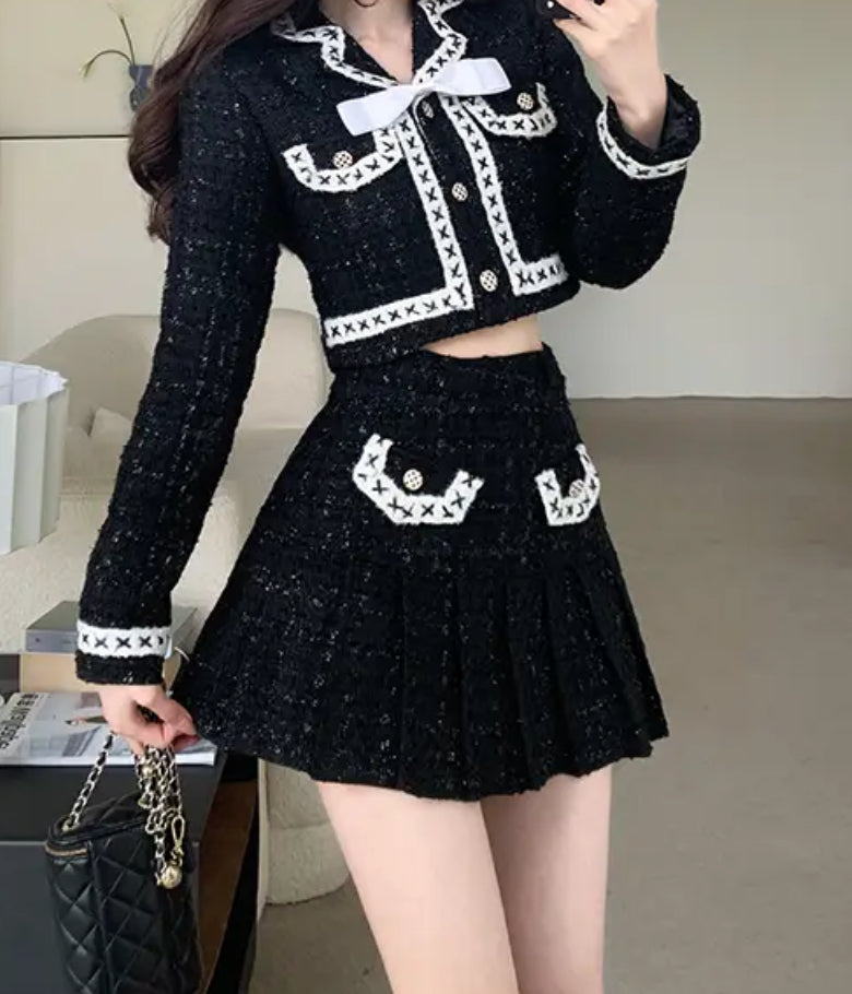 BLACK & WHITE BLAZER & SKIRT CO-ORD🖤