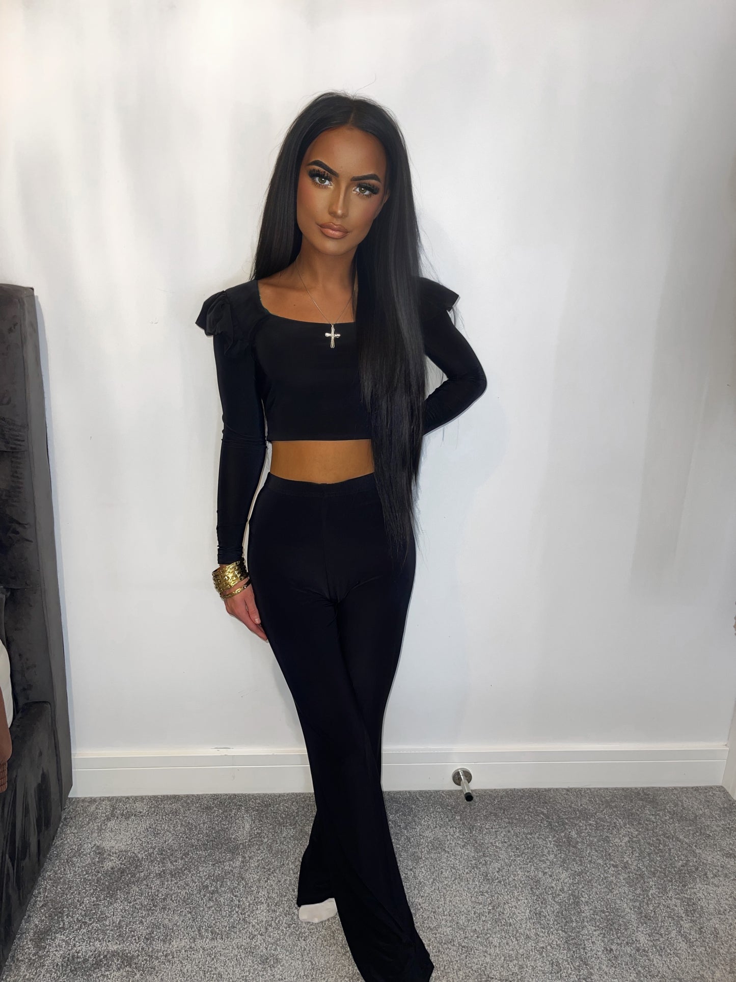 BLACK FRILL SHOULDER LOUNGEWEAR SET👸🏽🖤