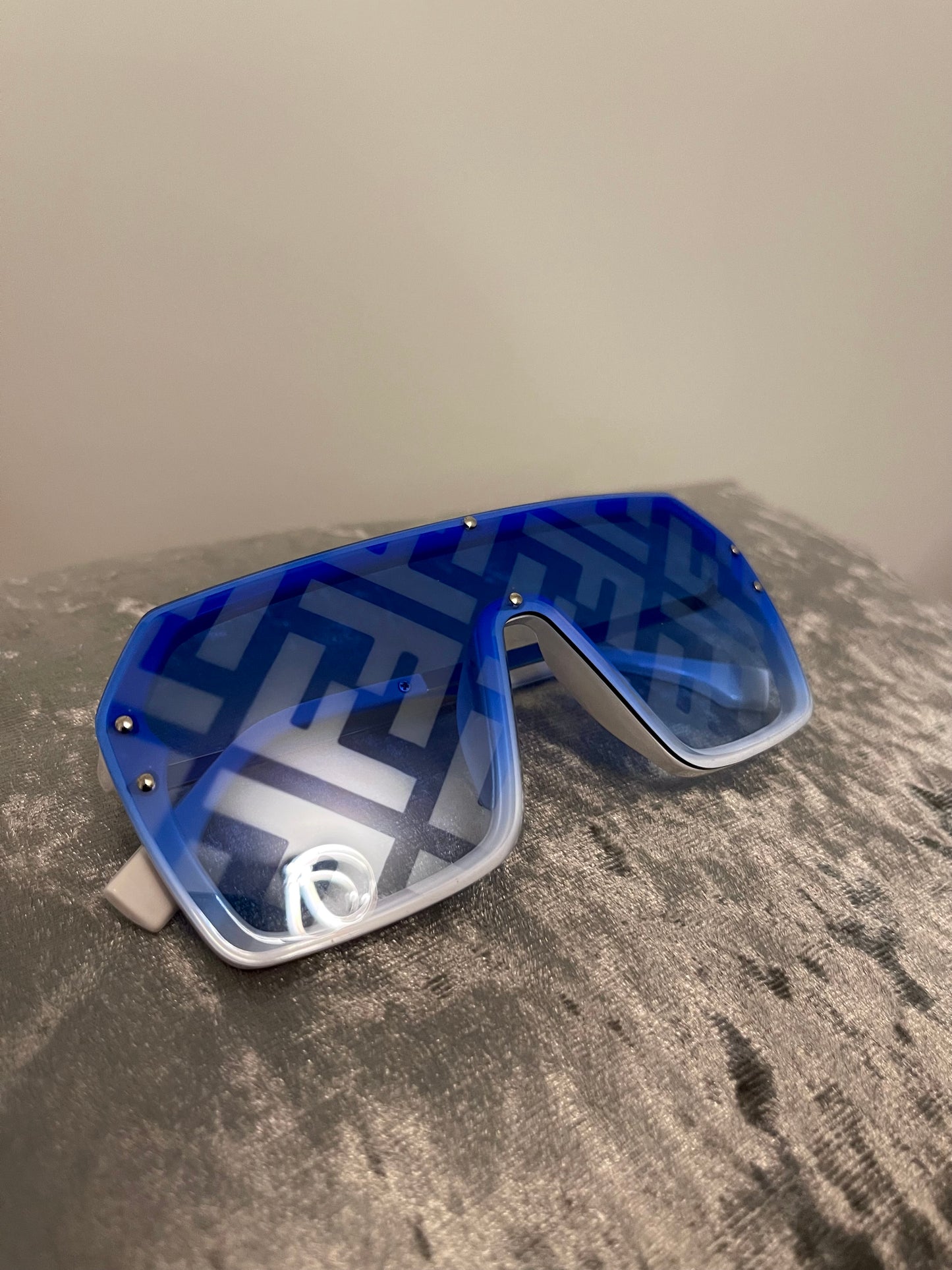 F SUNGLASSES🩵