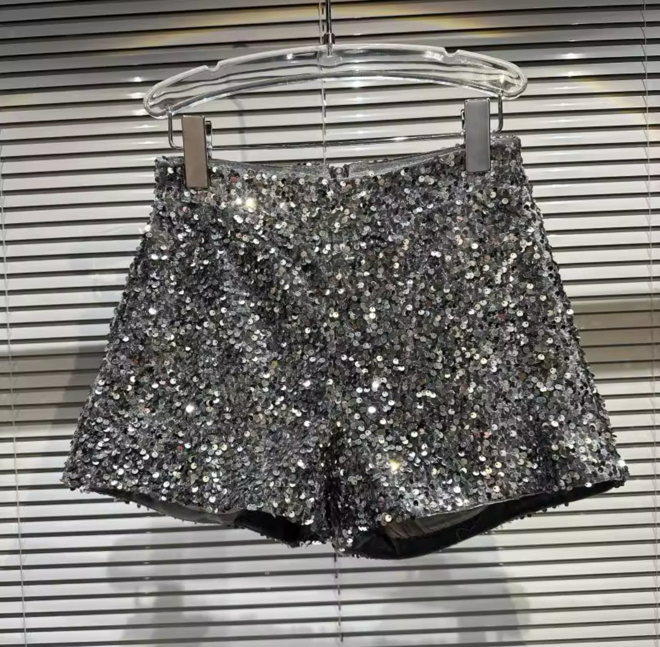GLITTER SHORTS🪩