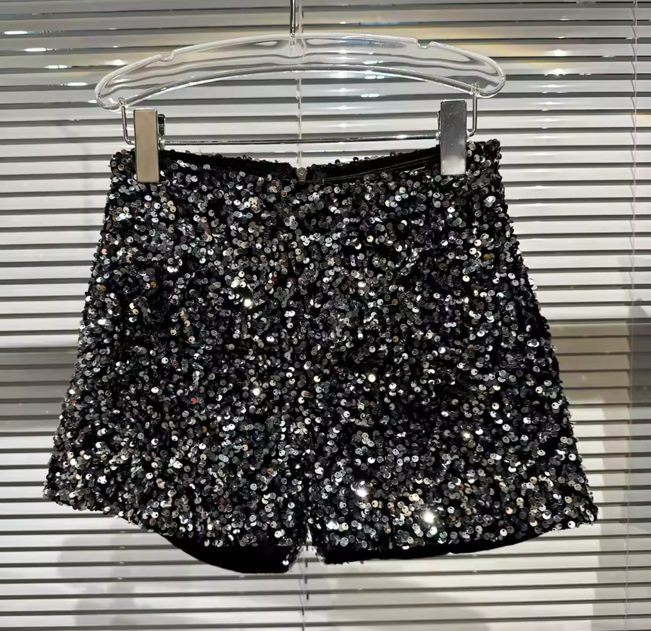 GLITTER SHORTS🪩