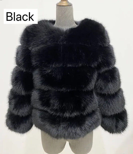 BLACK FAUX FUR COAT🎀
