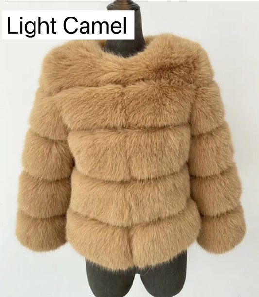 LIGHT CAMEL FAUX FUR COAT🎀